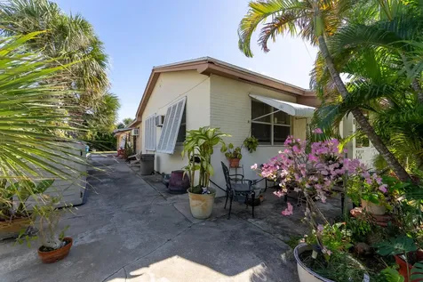 730 N 5th Street Lantana FL 33462