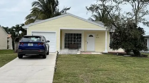 9129 Carma Drive Boynton Beach FL 33472