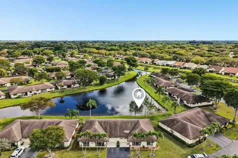 4854 Eqestrian Circle Boynton Beach FL 33426
