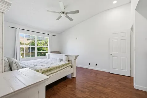 11339 Lakeview Drive Coral Springs FL 33071