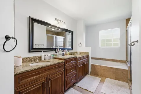 11339 Lakeview Drive Coral Springs FL 33071
