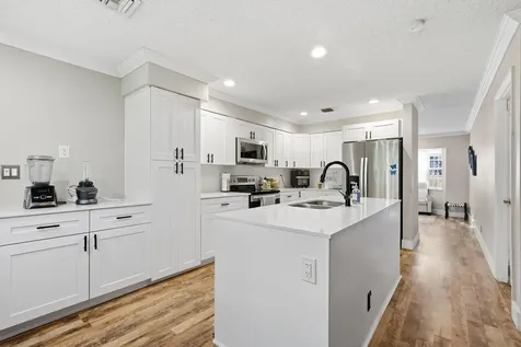 11339 Lakeview Drive Coral Springs FL 33071