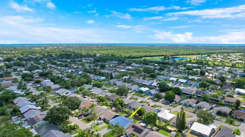 5929 Se Collins Avenue Stuart FL 34997