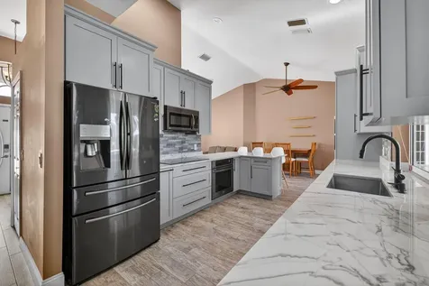 539 Se Nome Drive Port Saint Lucie FL 34984