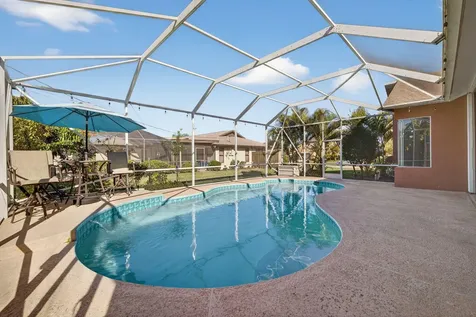 539 Se Nome Drive Port Saint Lucie FL 34984