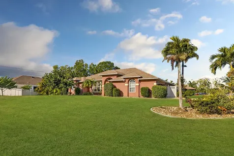 539 Se Nome Drive Port Saint Lucie FL 34984