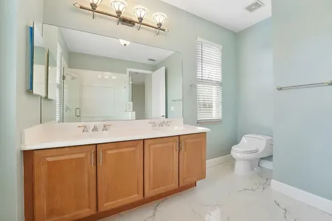 560 NW 39th Circle Boca Raton FL 33431