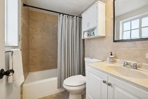 49 SE 7th Avenue Delray Beach FL 33445