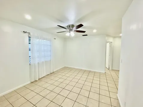 1607 Holly Street Lantana FL 33462