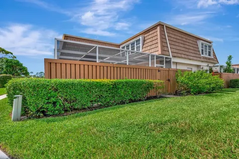 11571 Winchester Drive Palm Beach Gardens FL 33410