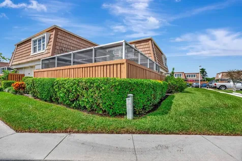 11571 Winchester Drive Palm Beach Gardens FL 33410