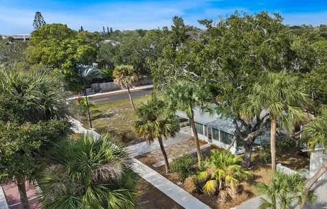 621 Nw Australian Street Stuart FL 34994