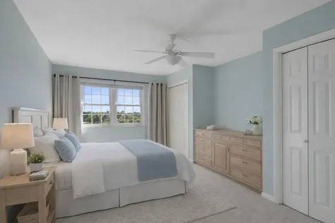 2333 Indian River Boulevard Vero Beach FL 32960