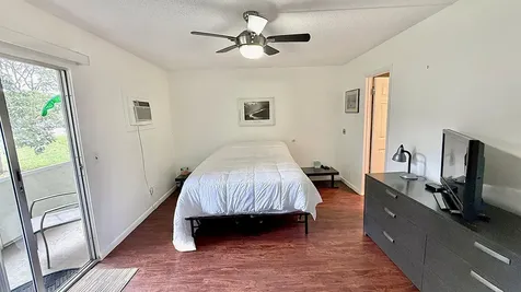 8 Ventnor A Deerfield Beach FL 33442
