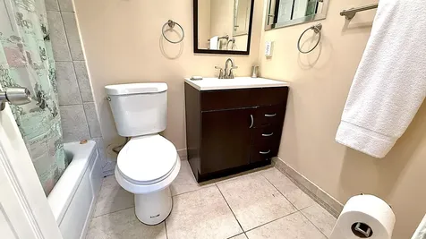 8 Ventnor A Deerfield Beach FL 33442