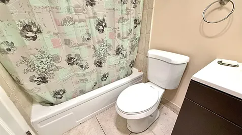8 Ventnor A Deerfield Beach FL 33442