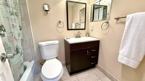8 Ventnor A Deerfield Beach FL 33442