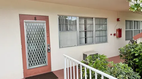 8 Ventnor A Deerfield Beach FL 33442