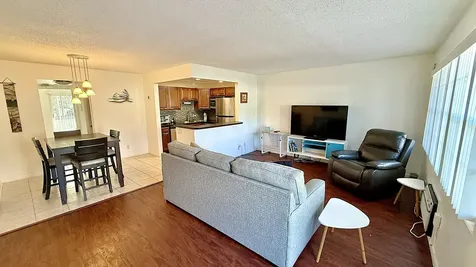 8 Ventnor A Deerfield Beach FL 33442