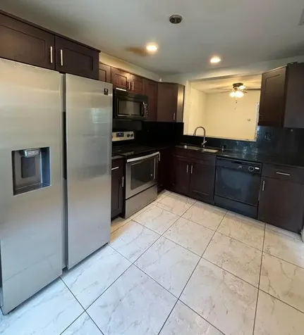 5048 Heatherhill Lane Boca Raton FL 33486