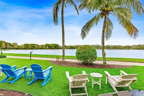 2641 N Flamingo Road Sunrise FL 33323