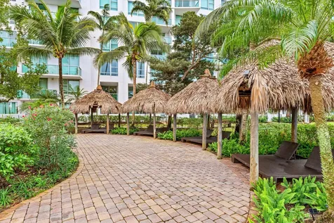 2641 N Flamingo Road Sunrise FL 33323