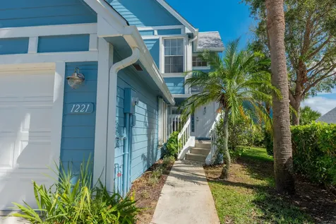 1221 Ocean Dunes Circle Jupiter FL 33477