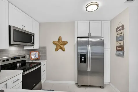 2320 Treasure Isle Drive Palm Beach Gardens FL 33410