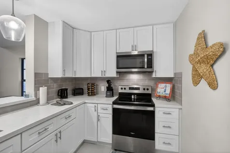 2320 Treasure Isle Drive Palm Beach Gardens FL 33410