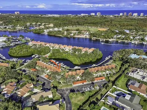 2320 Treasure Isle Drive Palm Beach Gardens FL 33410