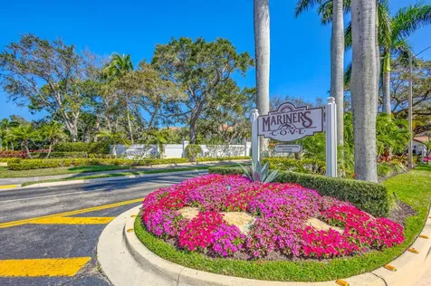 2320 Treasure Isle Drive Palm Beach Gardens FL 33410