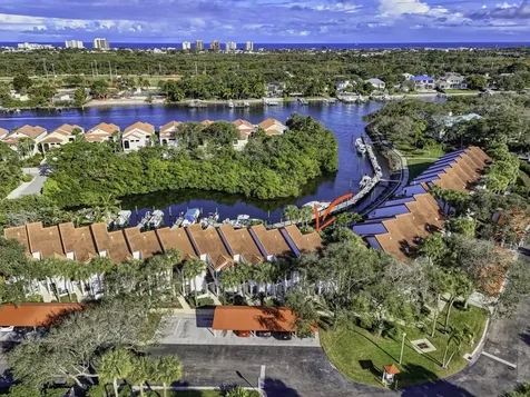 2320 Treasure Isle Drive Palm Beach Gardens FL 33410