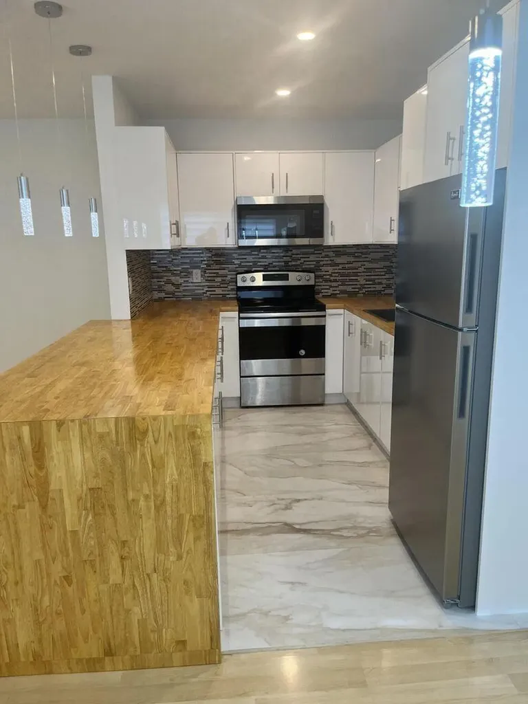 116 Salisbury West Palm Beach FL 33417