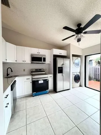 615 Sea Pine Way Greenacres FL 33415