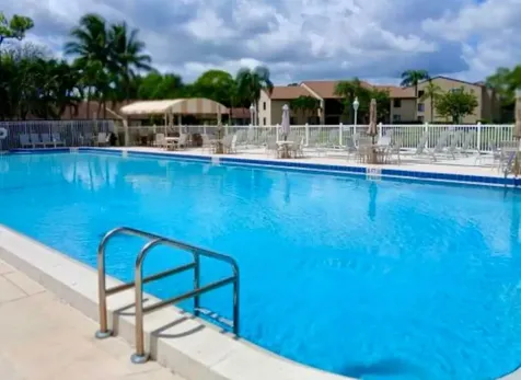 615 Sea Pine Way Greenacres FL 33415
