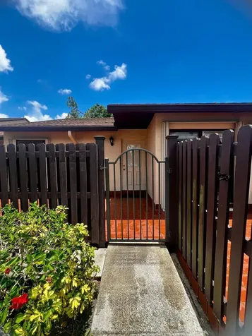 615 Sea Pine Way Greenacres FL 33415