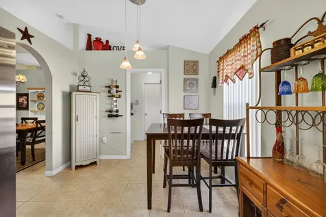 6141 Nw Wild Cotton Way Port Saint Lucie FL 34986