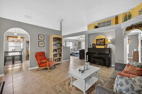 6141 Nw Wild Cotton Way Port Saint Lucie FL 34986