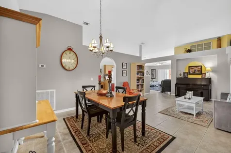 6141 Nw Wild Cotton Way Port Saint Lucie FL 34986