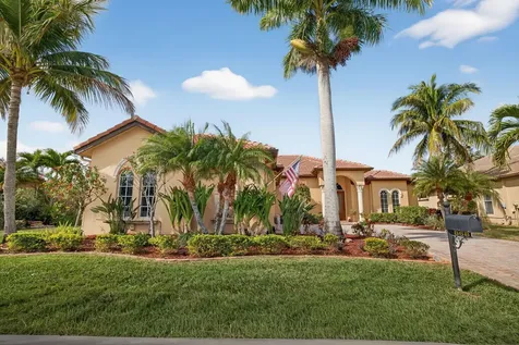 868 Sw Piedmont Court Port Saint Lucie FL 34986