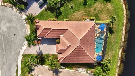 868 Sw Piedmont Court Port Saint Lucie FL 34986