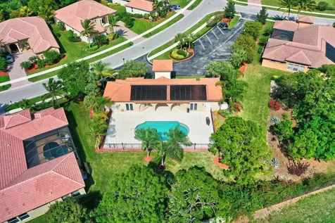 868 Sw Piedmont Court Port Saint Lucie FL 34986