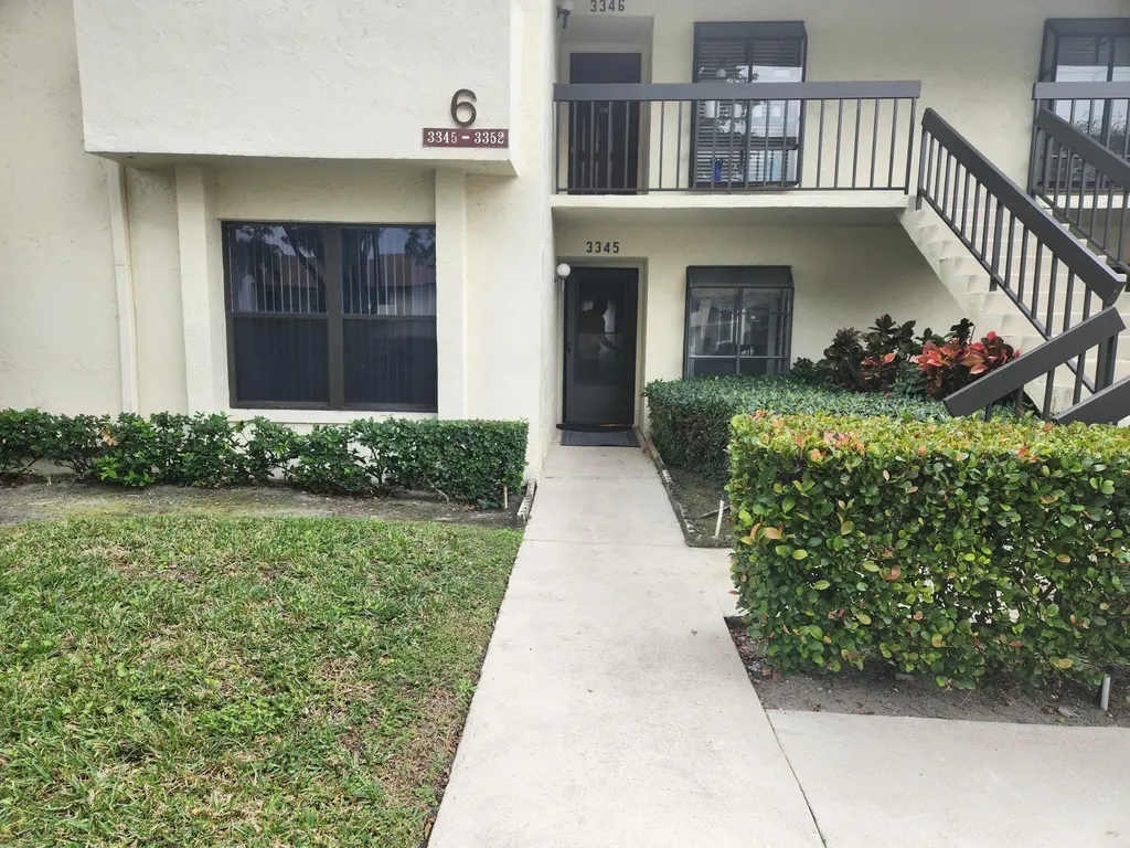3345 Lucerne Park Drive Greenacres FL 33467