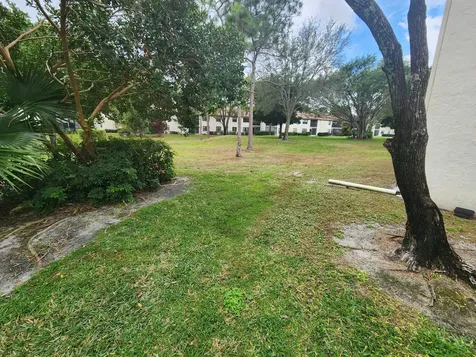 3345 Lucerne Park Drive Greenacres FL 33467