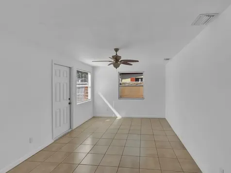 703 5th Place Vero Beach FL 32962