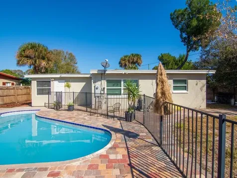 703 5th Place Vero Beach FL 32962