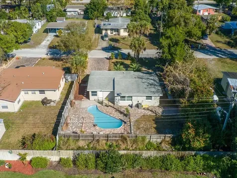 703 5th Place Vero Beach FL 32962