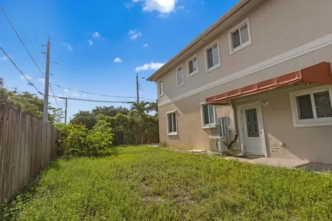 4500 Sw 25th Terrace Dania FL 33312