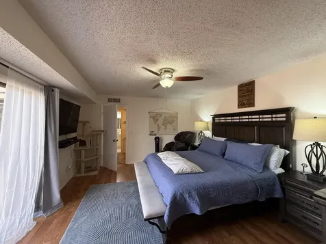 1021 Springdale Circle Palm Springs FL 33461