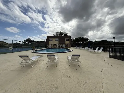 1021 Springdale Circle Palm Springs FL 33461